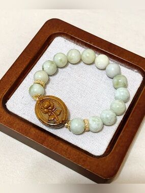 Handmade Natural Serpentine Jade Bracelet |Alashan Agate Rose Portrait Charm
